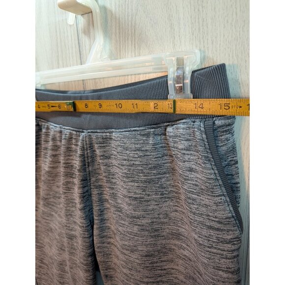 Men’s Under Armour Size Medium Gray Heather Loose Athletic Sweatpants Flare - Picture 9 of 11